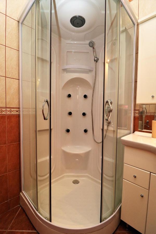 Roxy 4a Apartman *
